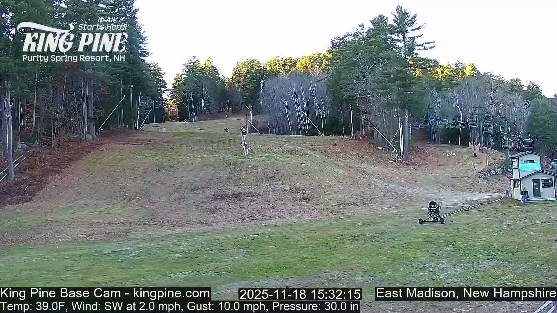 King Pine Base Ski Live Cam - Madison, New Hampshire, USA