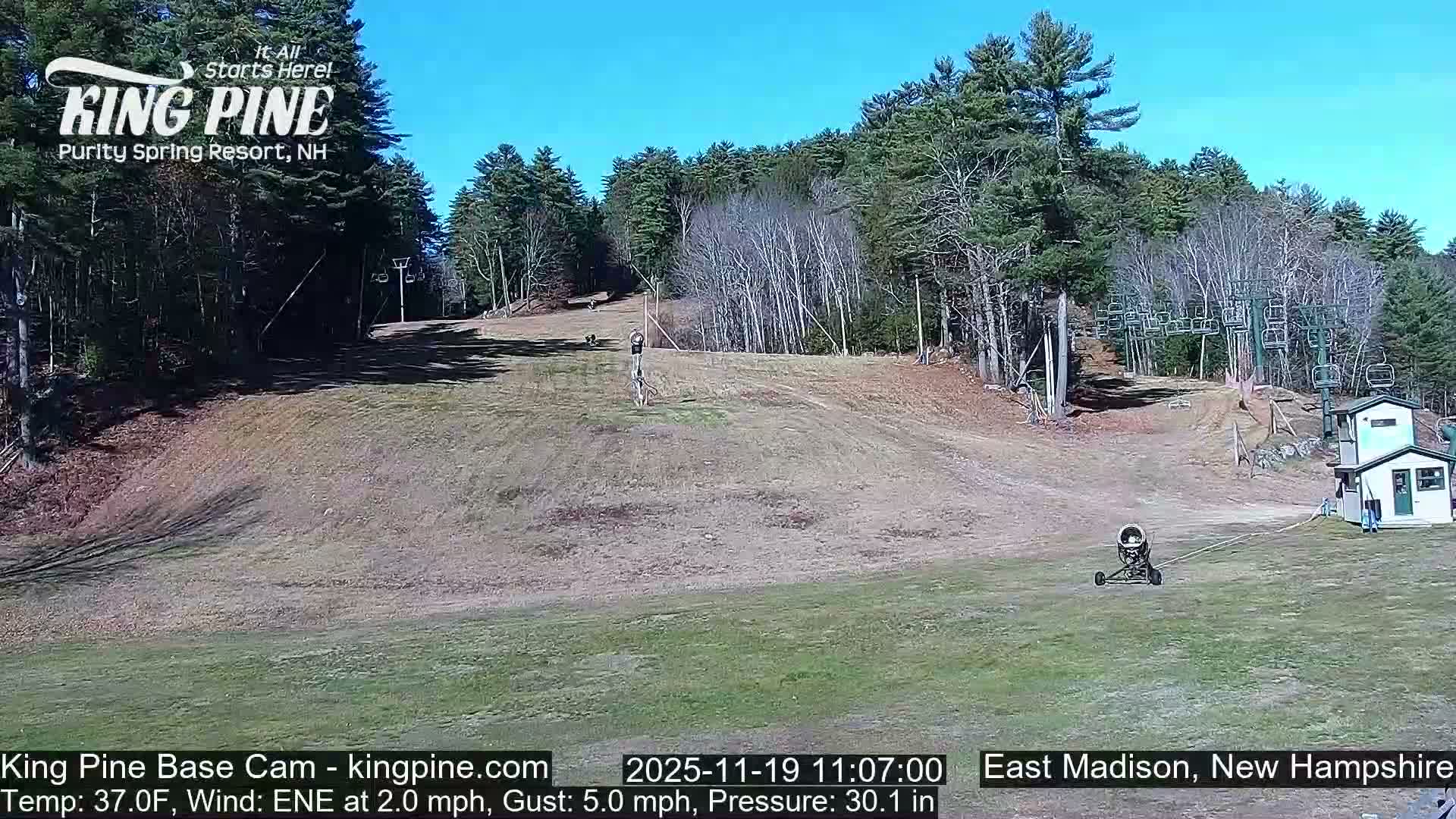 King Pine Base Ski Live Cam - Madison, New Hampshire, USA