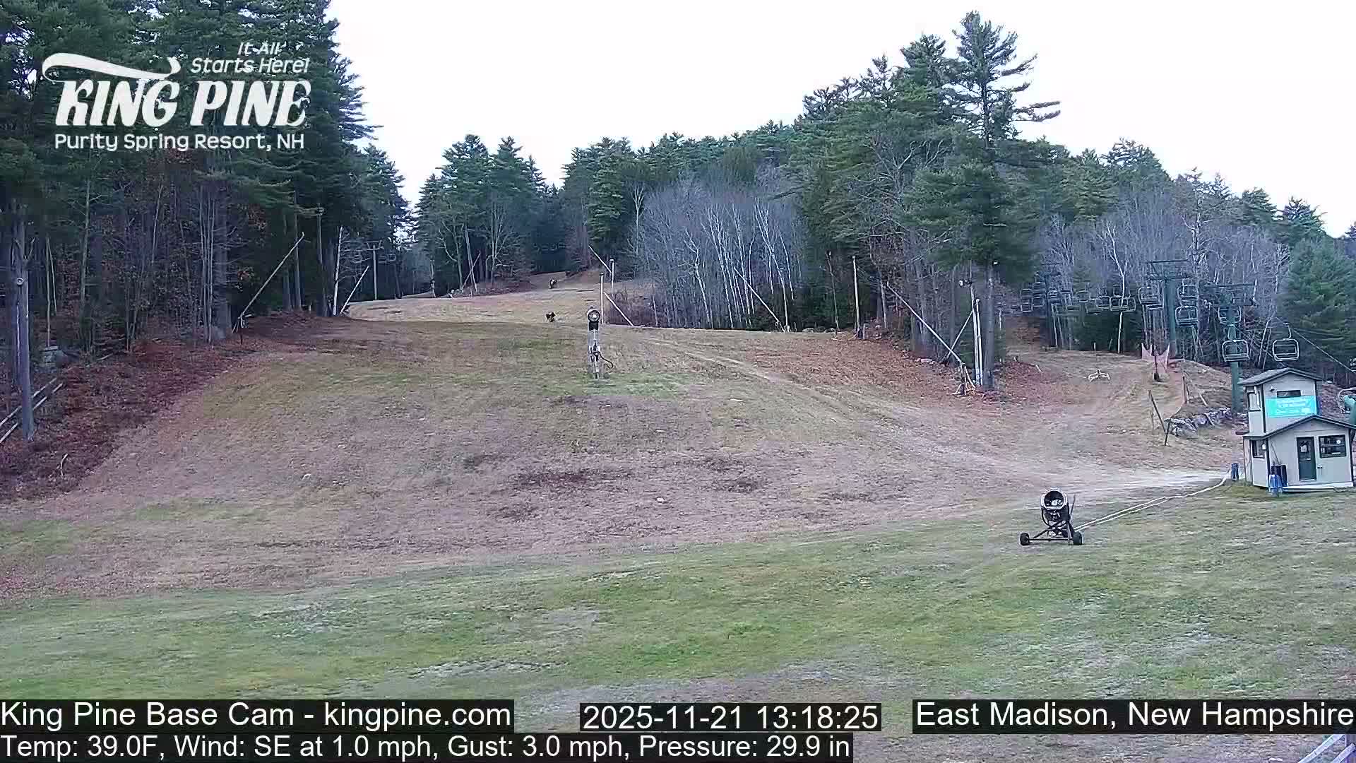 King Pine Base Ski Live Cam - Madison, New Hampshire, USA
