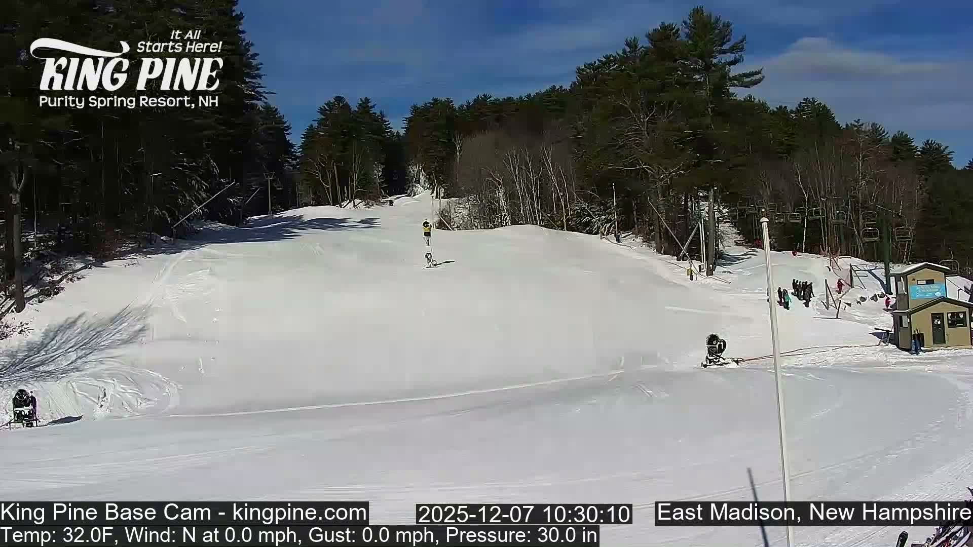 King Pine Base Ski Live Cam - Madison, New Hampshire, USA