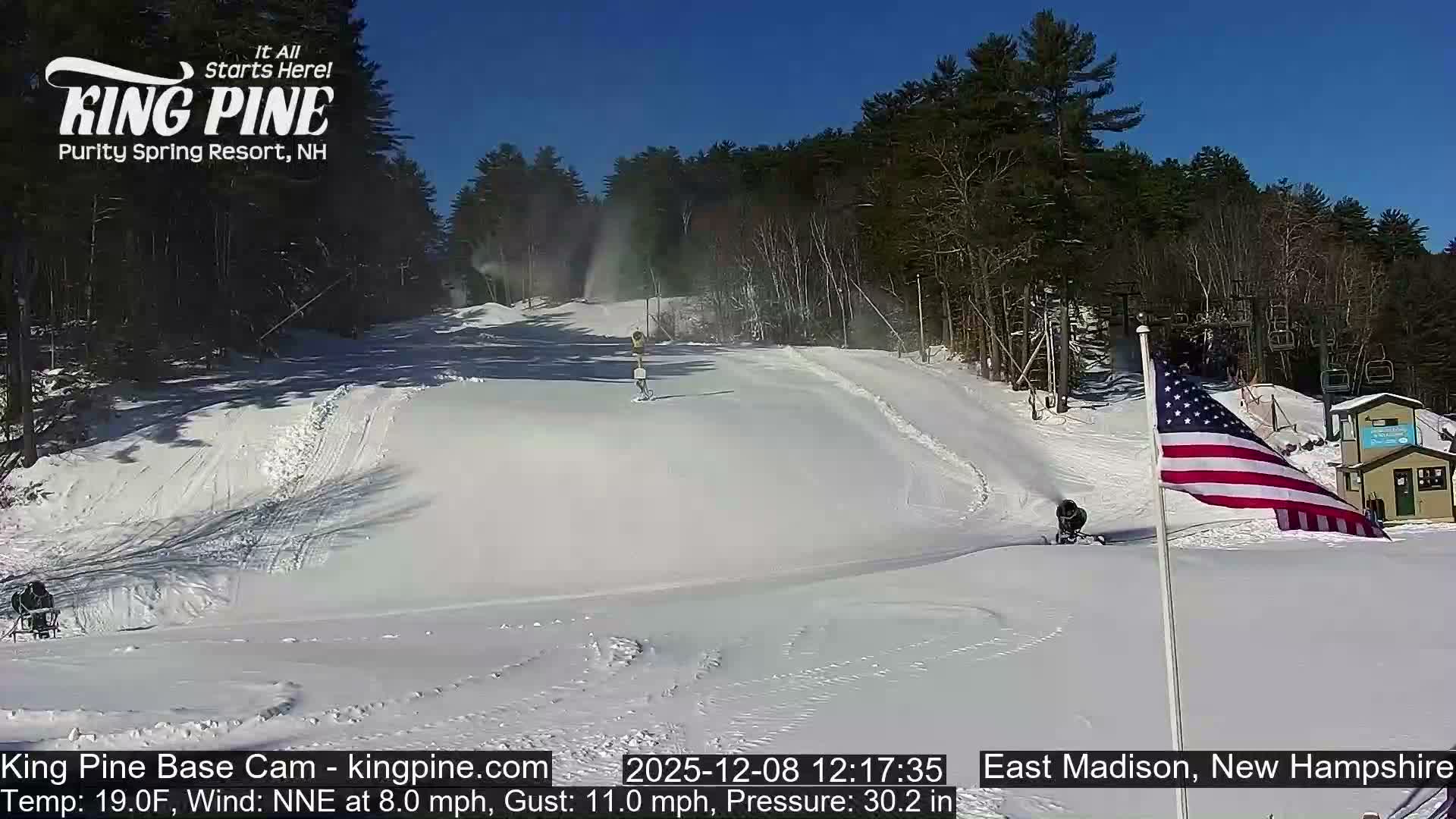 King Pine Base Ski Live Cam - Madison, New Hampshire, USA