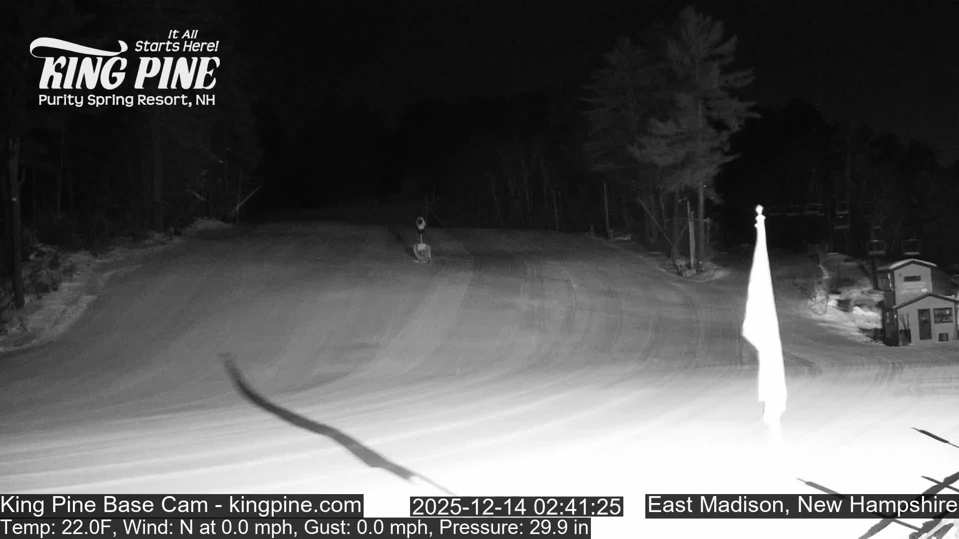 King Pine Base Ski Live Cam - Madison, New Hampshire, USA