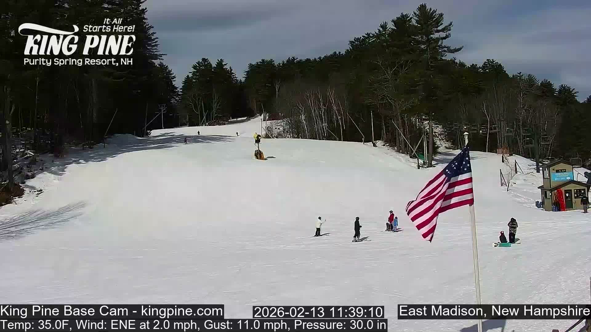 King Pine Base Ski Live Cam - Madison, New Hampshire, USA