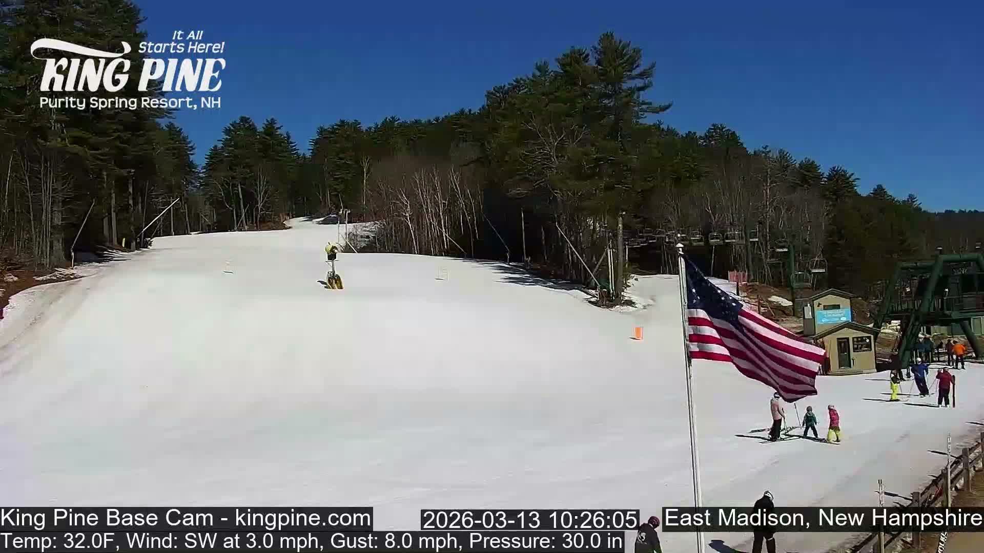 King Pine Base Ski Live Cam - Madison, New Hampshire, USA
