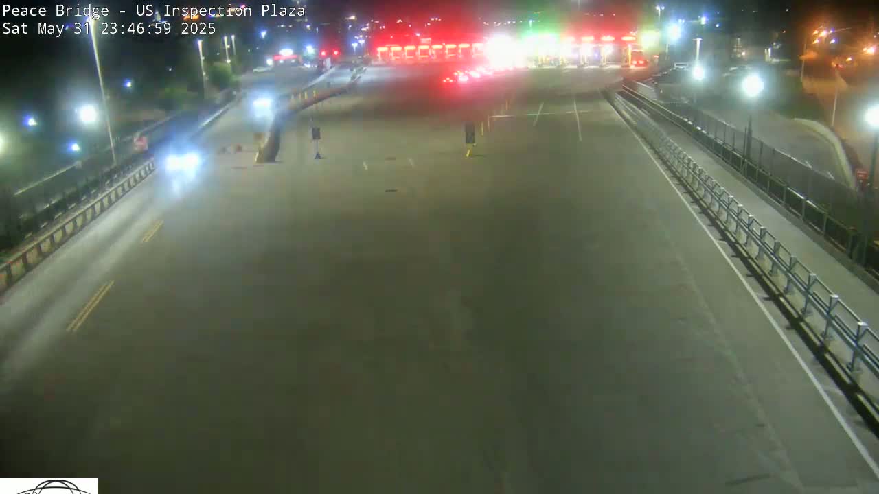 Buffalo, Peace Bridge USA Inspection Plaza & Lane Live Cam - Buffalo, Erie , Buffalo -Niagara Falls, New York, USA