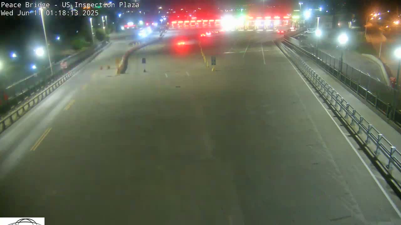 Buffalo, Peace Bridge USA Inspection Plaza & Lane Live Cam - Buffalo, Erie , Buffalo -Niagara Falls, New York, USA