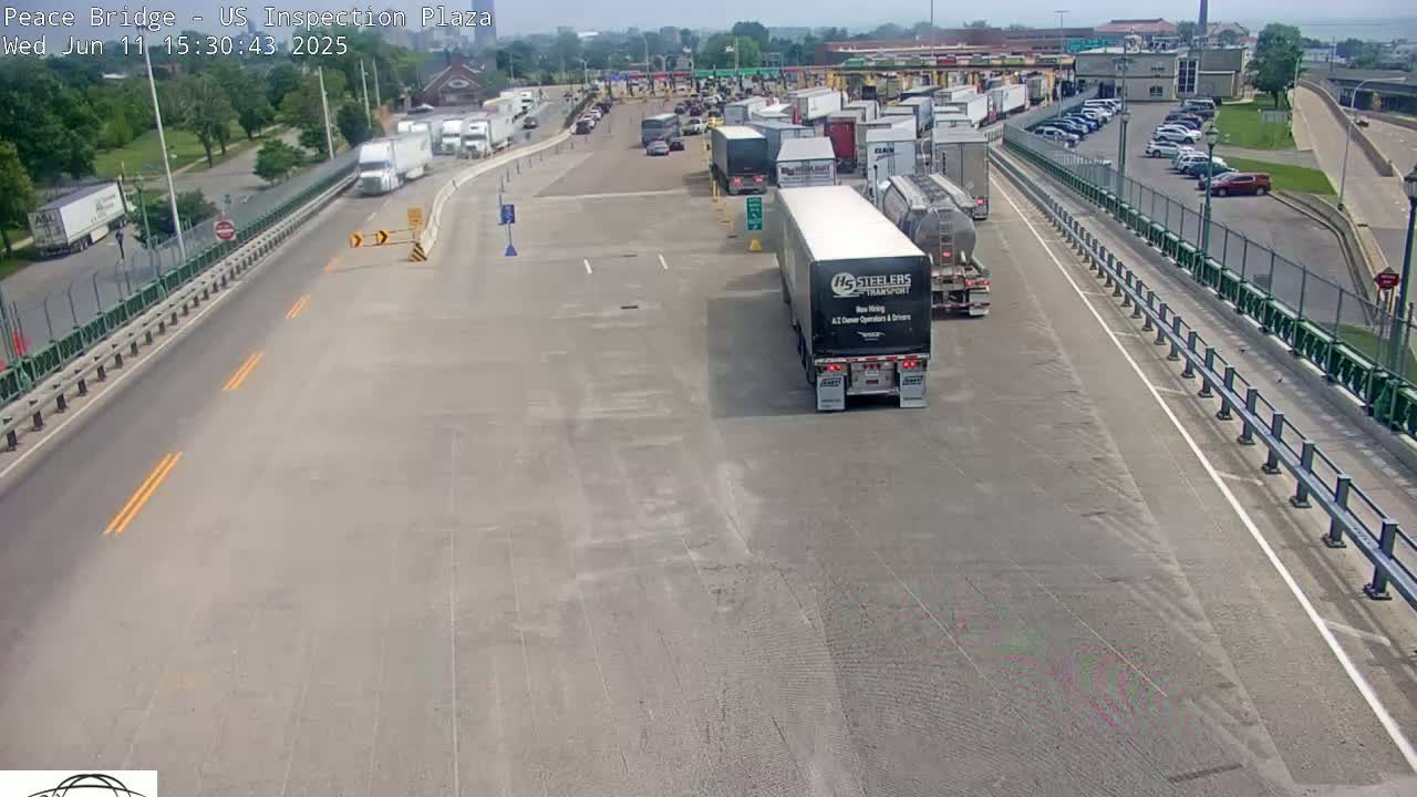 Buffalo, Peace Bridge USA Inspection Plaza & Lane Live Cam - Buffalo, Erie , Buffalo -Niagara Falls, New York, USA