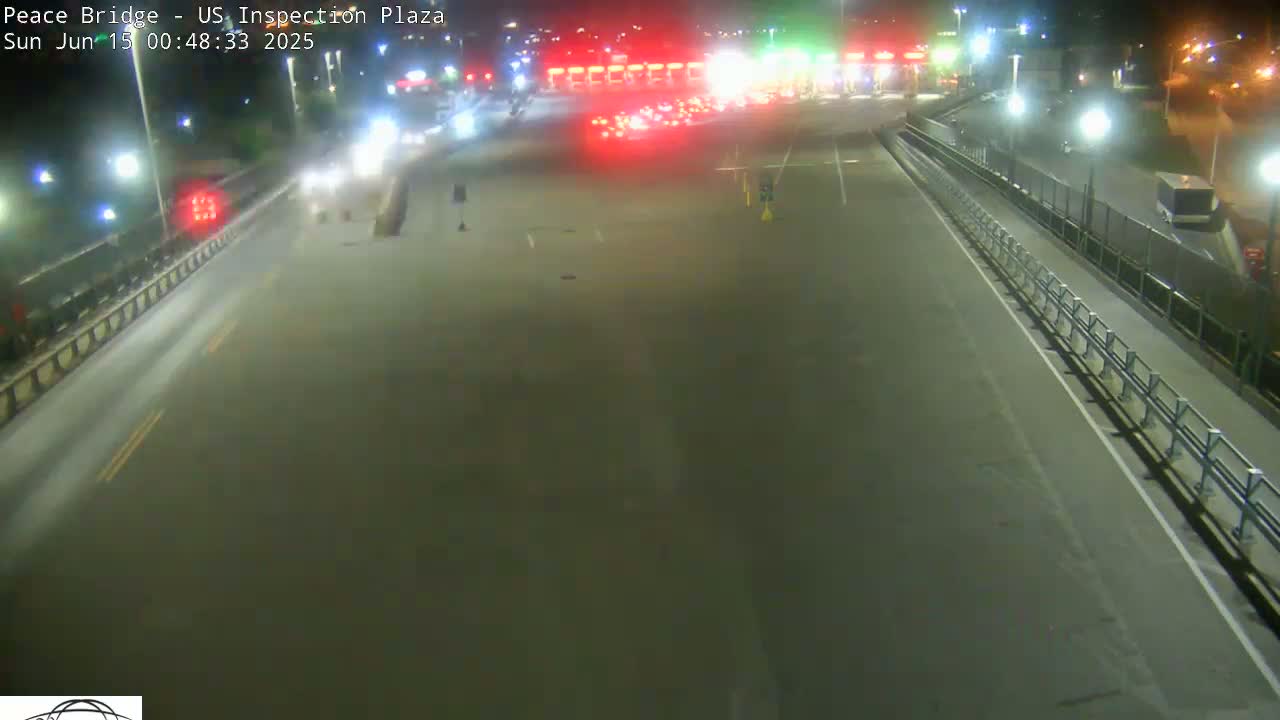 Buffalo, Peace Bridge USA Inspection Plaza & Lane Live Cam - Buffalo, Erie , Buffalo -Niagara Falls, New York, USA