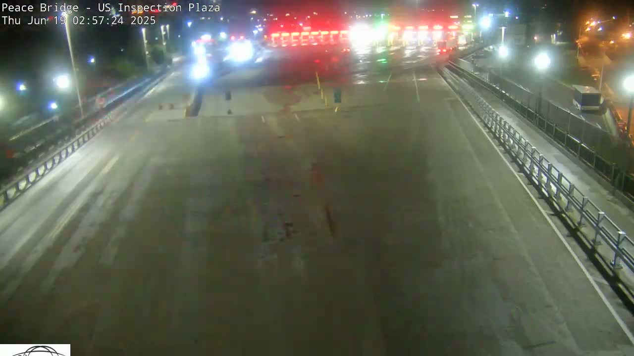 Buffalo, Peace Bridge USA Inspection Plaza & Lane Live Cam - Buffalo, Erie , Buffalo -Niagara Falls, New York, USA
