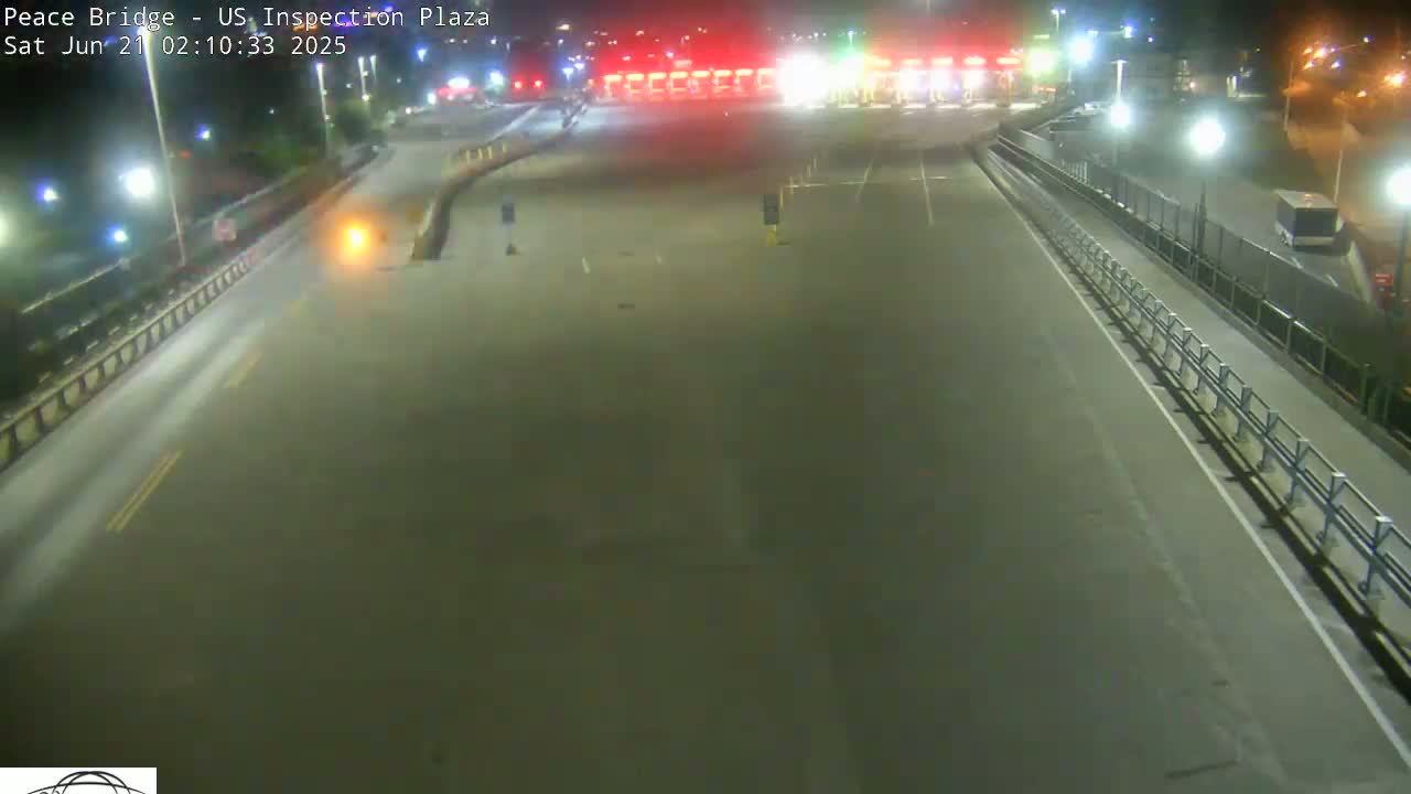 Buffalo, Peace Bridge USA Inspection Plaza & Lane Live Cam - Buffalo, Erie , Buffalo -Niagara Falls, New York, USA