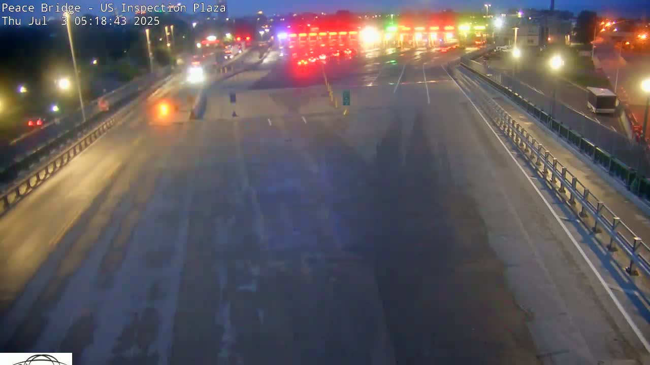 Buffalo, Peace Bridge USA Inspection Plaza & Lane Live Cam - Buffalo, Erie , Buffalo -Niagara Falls, New York, USA