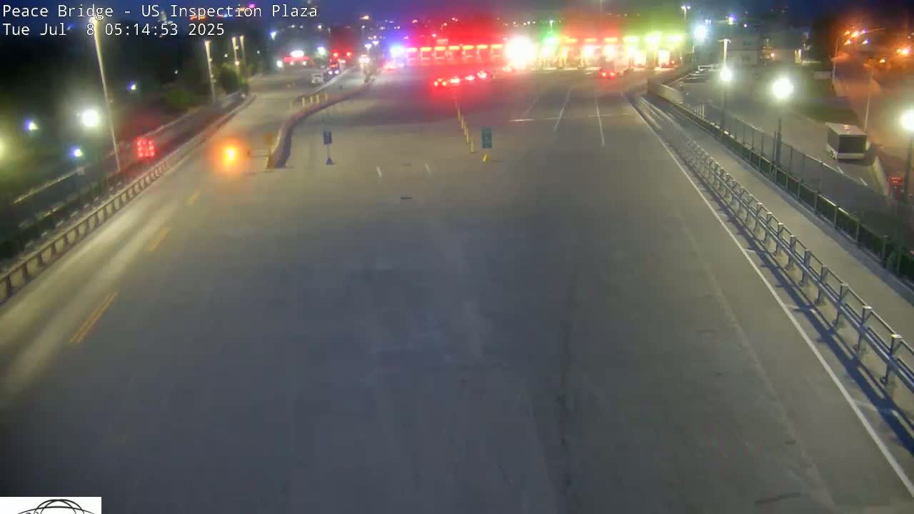 Buffalo, Peace Bridge USA Inspection Plaza & Lane Live Cam - Buffalo, Erie , Buffalo -Niagara Falls, New York, USA