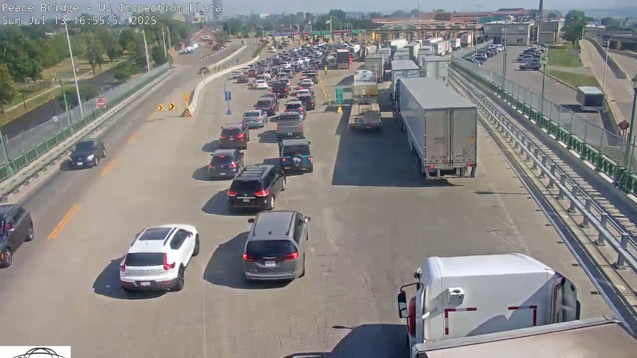 Buffalo, Peace Bridge USA Inspection Plaza & Lane Live Cam - Buffalo, Erie , Buffalo -Niagara Falls, New York, USA