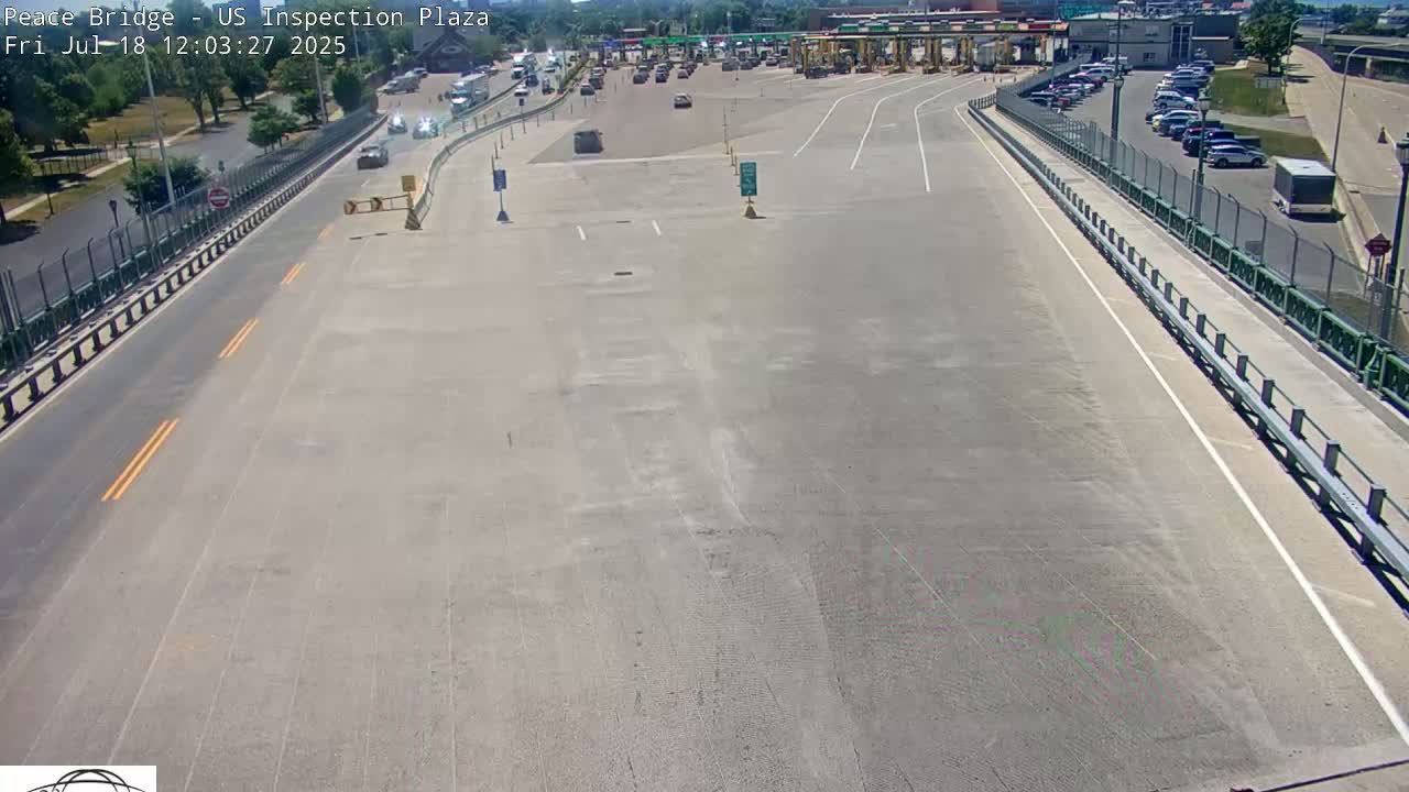 Buffalo, Peace Bridge USA Inspection Plaza & Lane Live Cam - Buffalo, Erie , Buffalo -Niagara Falls, New York, USA