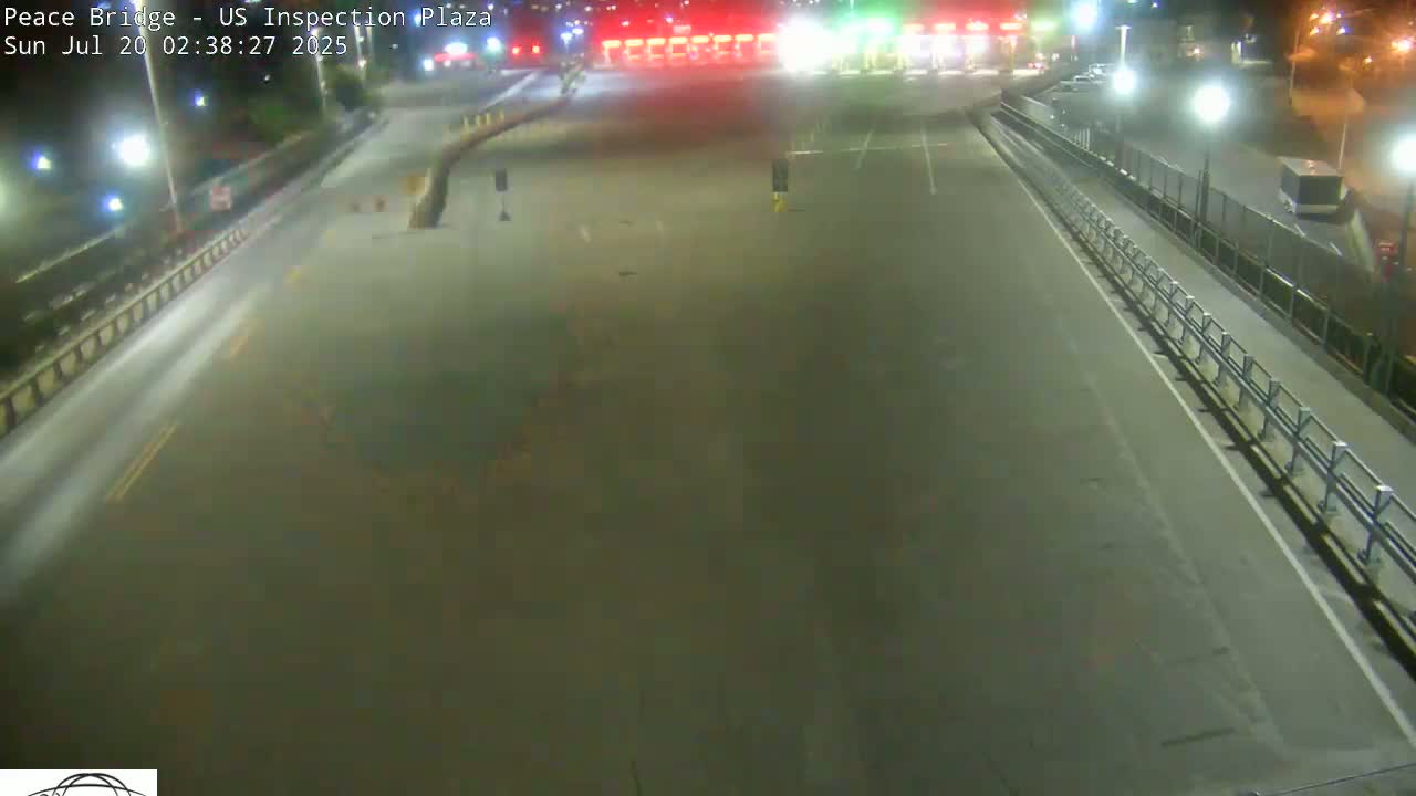 Buffalo, Peace Bridge USA Inspection Plaza & Lane Live Cam - Buffalo, Erie , Buffalo -Niagara Falls, New York, USA