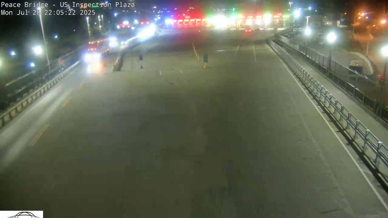 Buffalo, Peace Bridge USA Inspection Plaza & Lane Live Cam - Buffalo, Erie , Buffalo -Niagara Falls, New York, USA