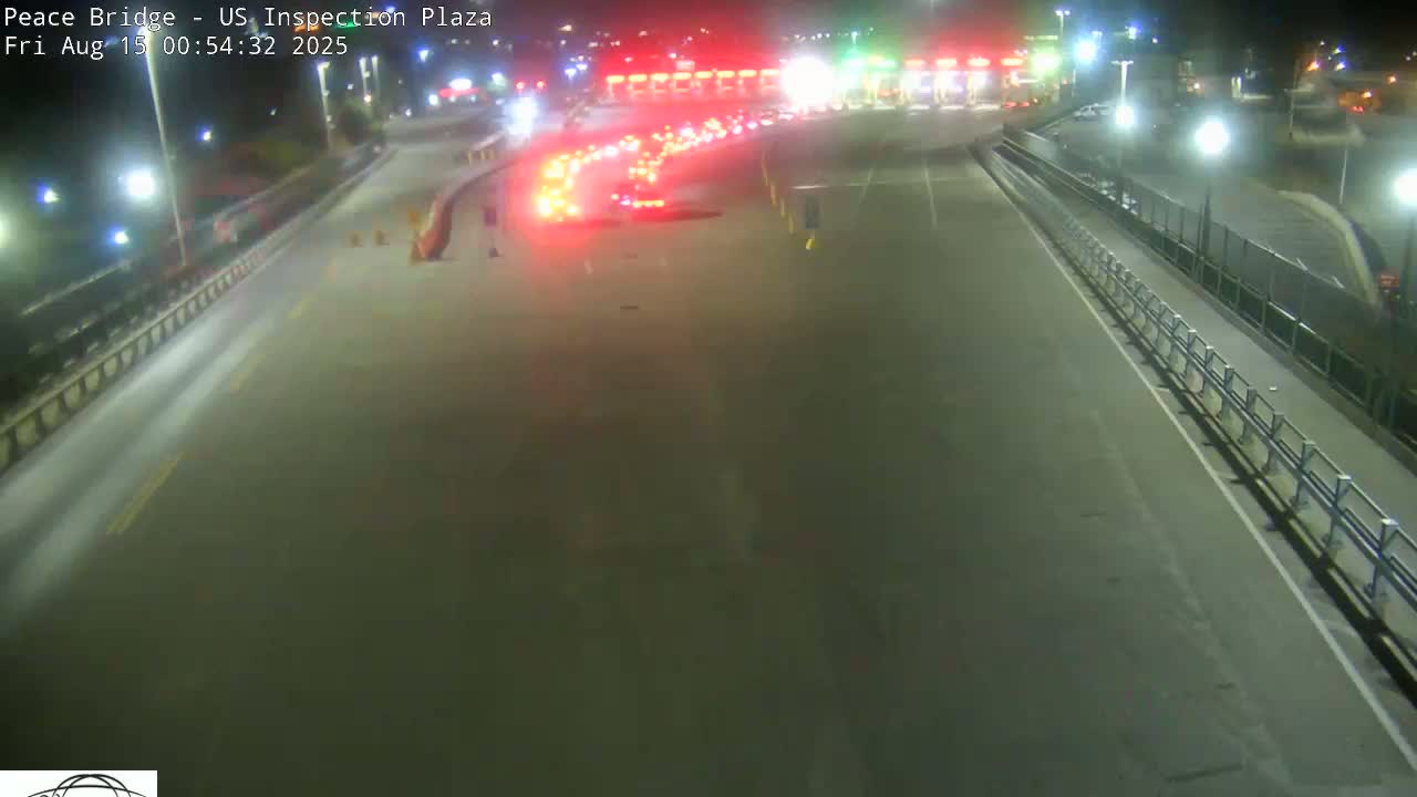 Buffalo, Peace Bridge USA Inspection Plaza & Lane Live Cam - Buffalo, Erie , Buffalo -Niagara Falls, New York, USA