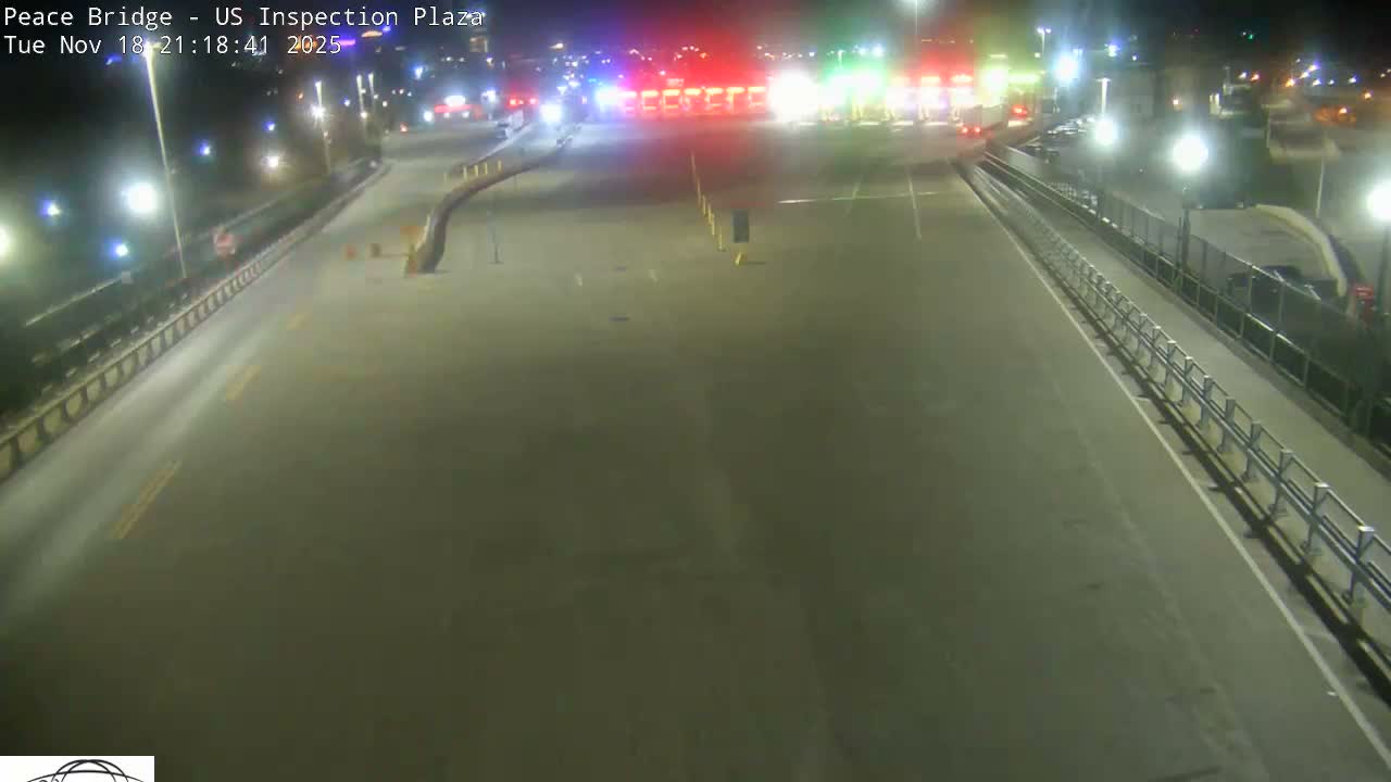 Buffalo, Peace Bridge USA Inspection Plaza & Lane Live Cam - Buffalo, Erie , Buffalo -Niagara Falls, New York, USA