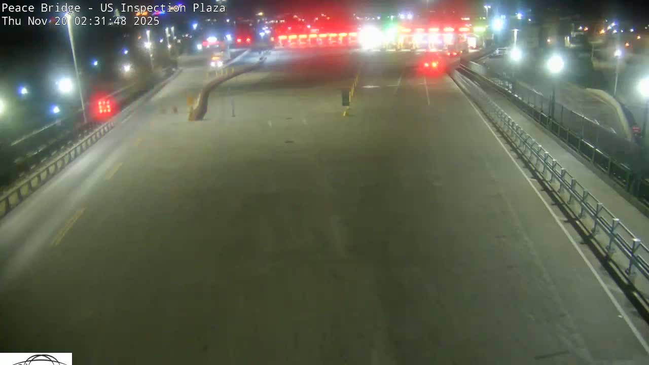Buffalo, Peace Bridge USA Inspection Plaza & Lane Live Cam - Buffalo, Erie , Buffalo -Niagara Falls, New York, USA