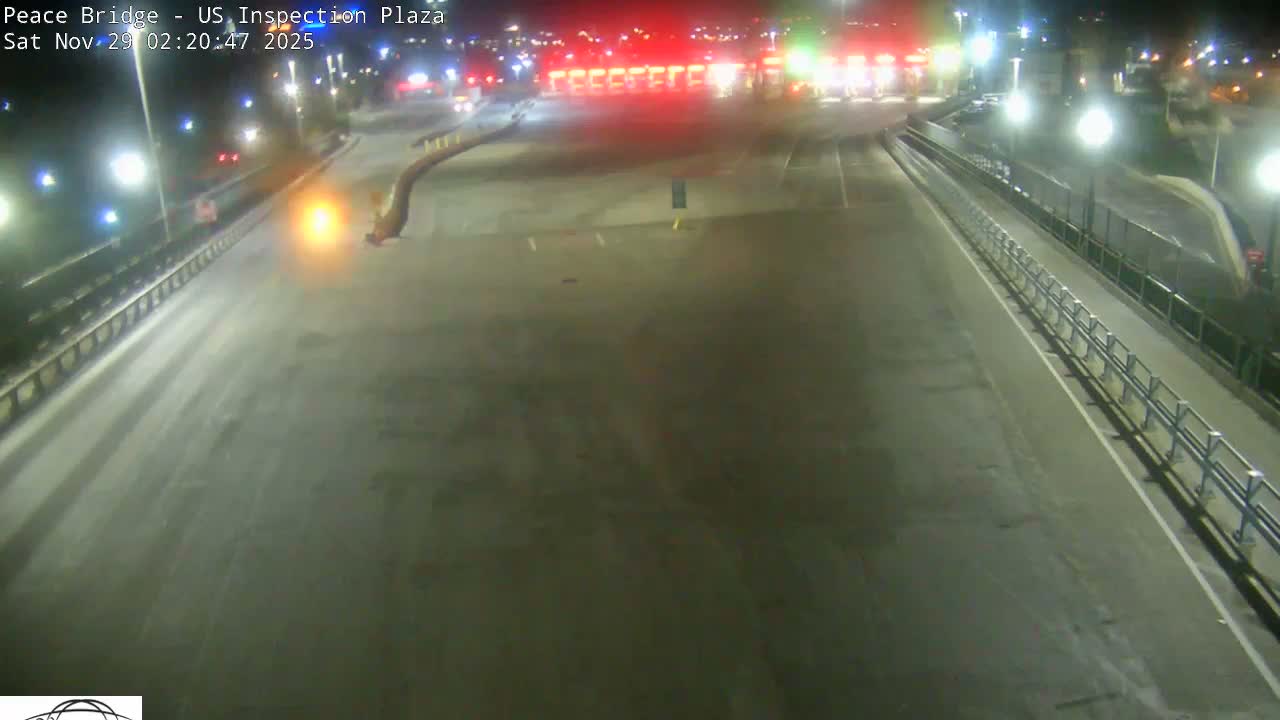 Buffalo, Peace Bridge USA Inspection Plaza & Lane Live Cam - Buffalo, Erie , Buffalo -Niagara Falls, New York, USA