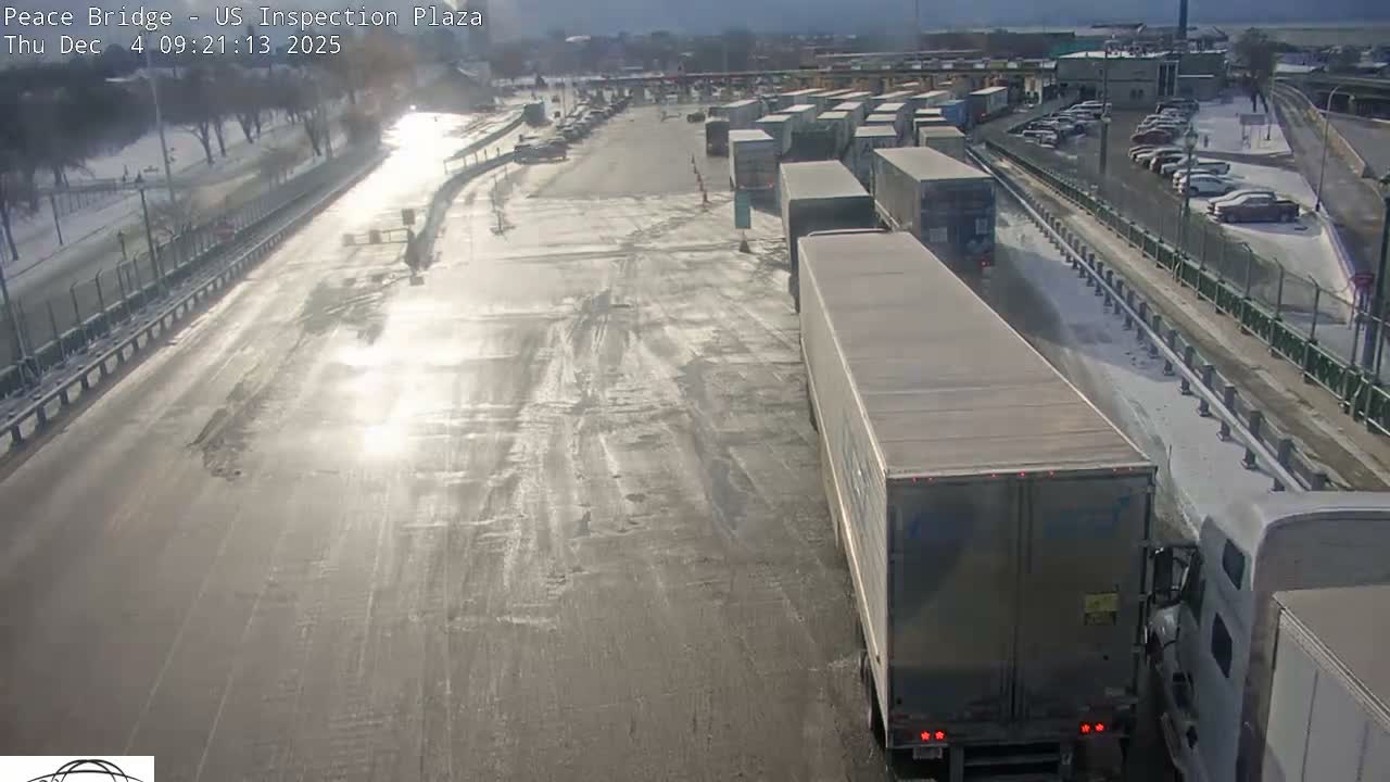 Buffalo, Peace Bridge USA Inspection Plaza & Lane Live Cam - Buffalo, Erie , Buffalo -Niagara Falls, New York, USA