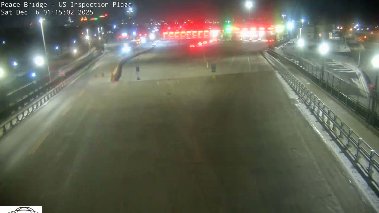 Buffalo, Peace Bridge USA Inspection Plaza & Lane Live Cam - Buffalo, Erie , Buffalo -Niagara Falls, New York, USA