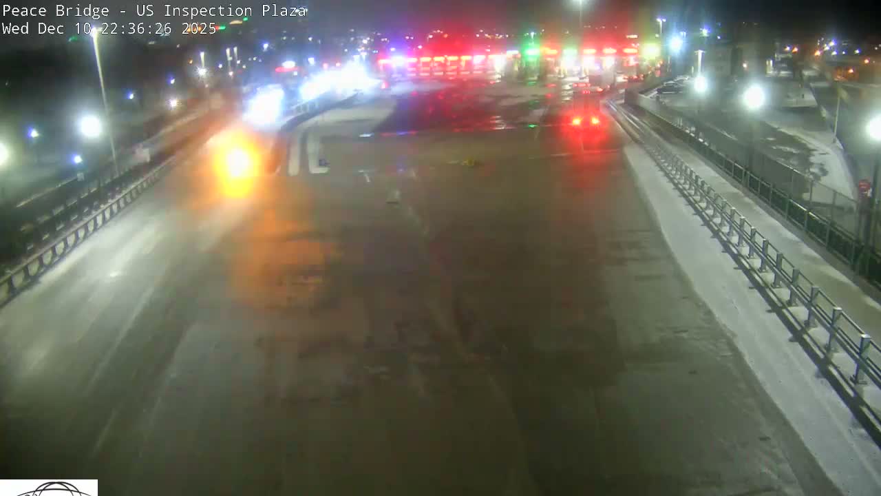 Buffalo, Peace Bridge USA Inspection Plaza & Lane Live Cam - Buffalo, Erie , Buffalo -Niagara Falls, New York, USA