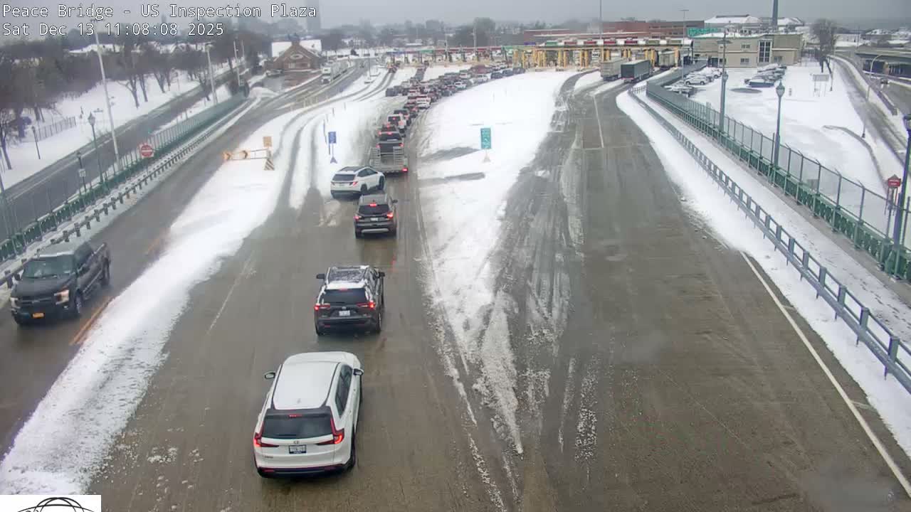 Buffalo, Peace Bridge USA Inspection Plaza & Lane Live Cam - Buffalo, Erie , Buffalo -Niagara Falls, New York, USA