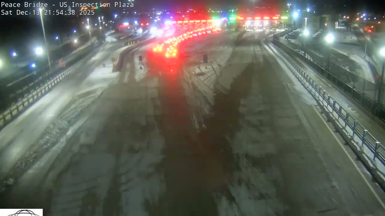 Buffalo, Peace Bridge USA Inspection Plaza & Lane Live Cam - Buffalo, Erie , Buffalo -Niagara Falls, New York, USA