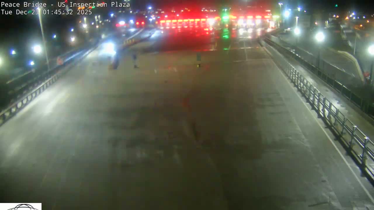 Buffalo, Peace Bridge USA Inspection Plaza & Lane Live Cam - Buffalo, Erie , Buffalo -Niagara Falls, New York, USA