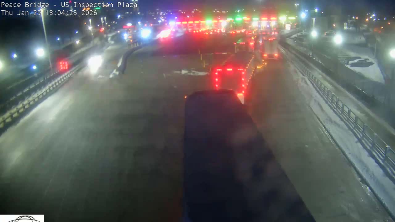 Buffalo, Peace Bridge USA Inspection Plaza & Lane Live Cam - Buffalo, Erie , Buffalo -Niagara Falls, New York, USA