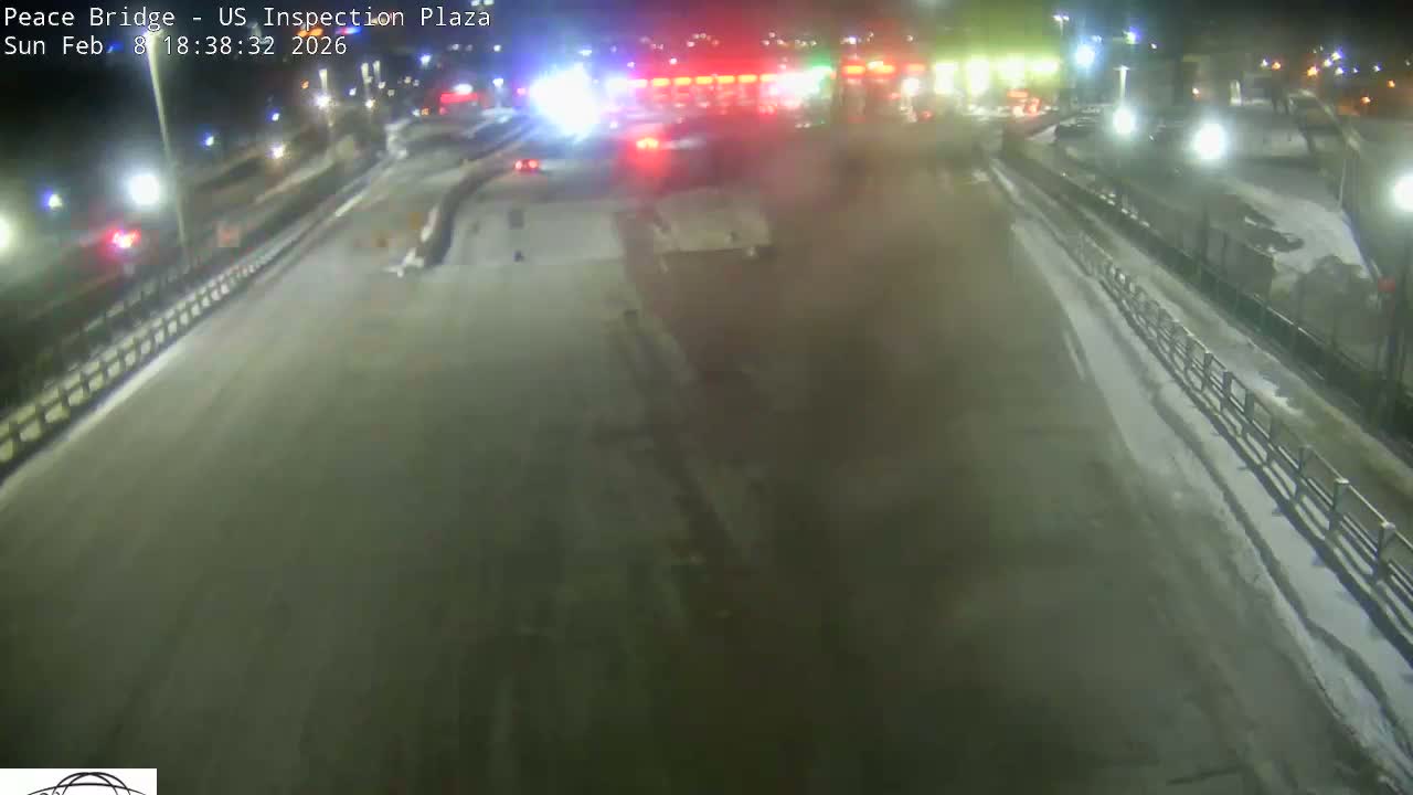 Buffalo, Peace Bridge USA Inspection Plaza & Lane Live Cam - Buffalo, Erie , Buffalo -Niagara Falls, New York, USA