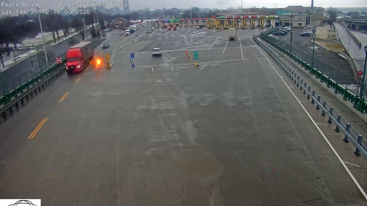 Buffalo, Peace Bridge USA Inspection Plaza & Lane Live Cam - Buffalo, Erie , Buffalo -Niagara Falls, New York, USA