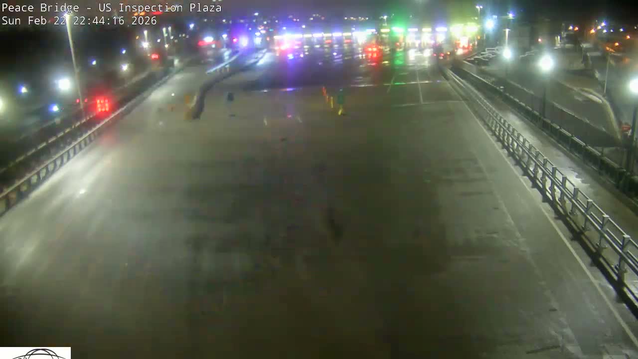 Buffalo, Peace Bridge USA Inspection Plaza & Lane Live Cam - Buffalo, Erie , Buffalo -Niagara Falls, New York, USA