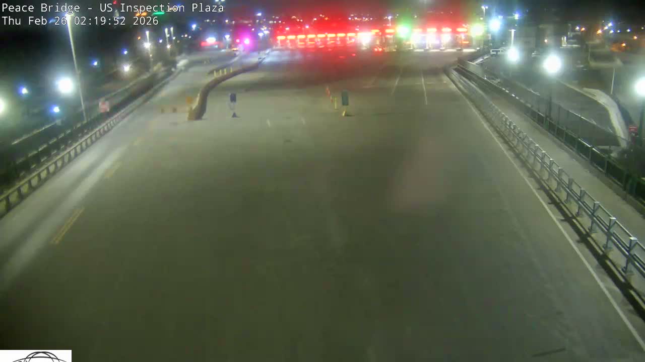 Buffalo, Peace Bridge USA Inspection Plaza & Lane Live Cam - Buffalo, Erie , Buffalo -Niagara Falls, New York, USA