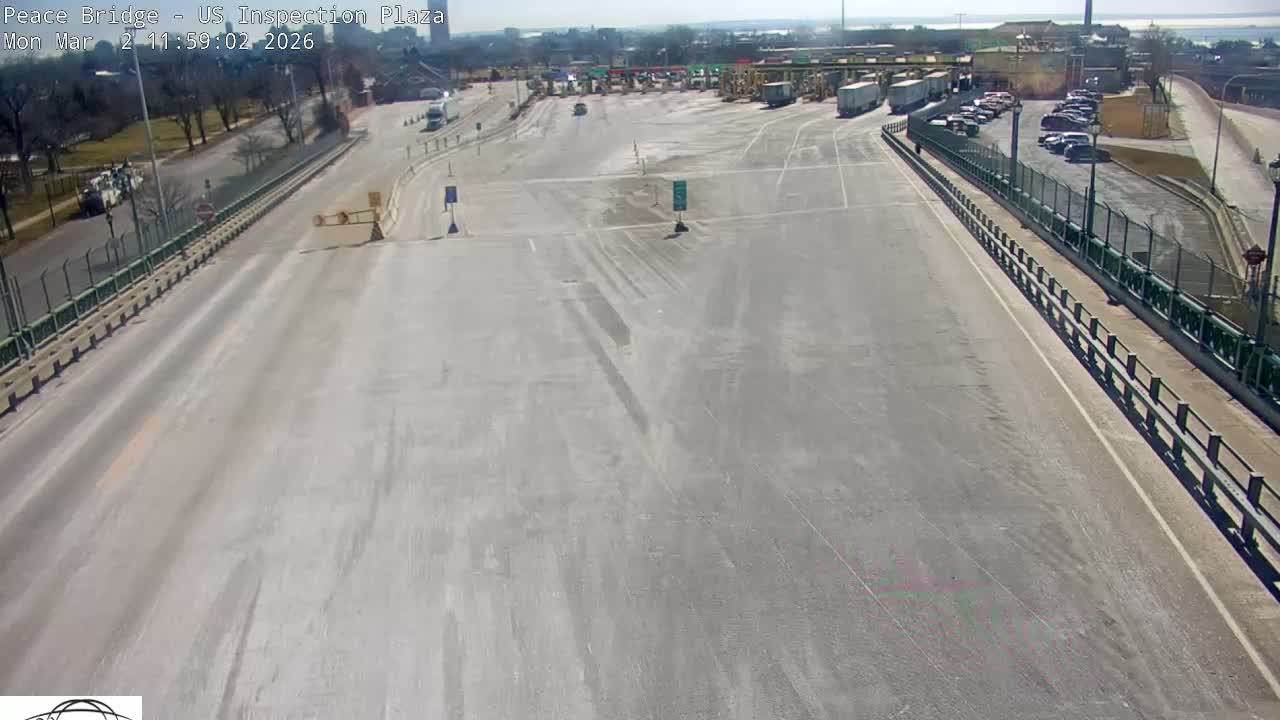 Buffalo, Peace Bridge USA Inspection Plaza & Lane Live Cam - Buffalo, Erie , Buffalo -Niagara Falls, New York, USA