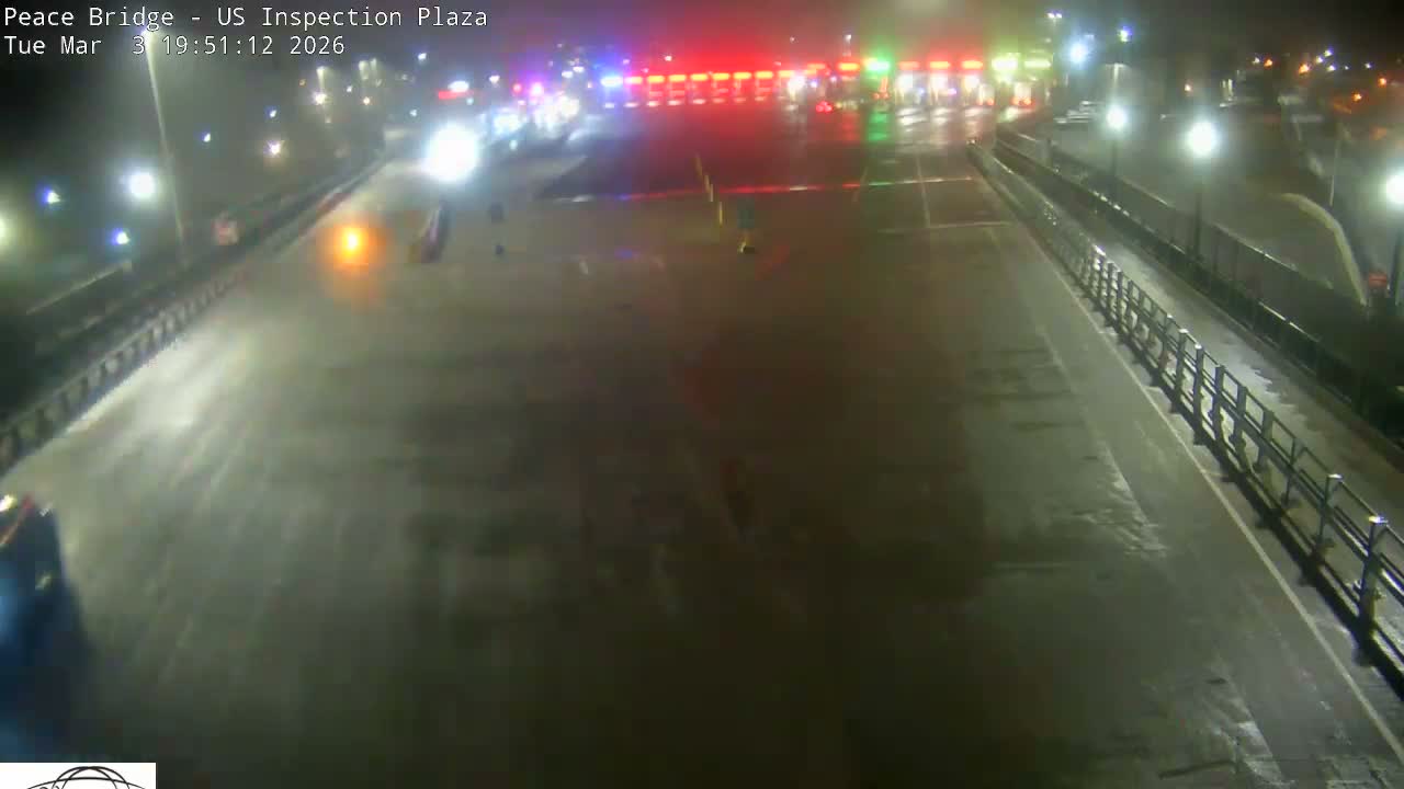 Buffalo, Peace Bridge USA Inspection Plaza & Lane Live Cam - Buffalo, Erie , Buffalo -Niagara Falls, New York, USA