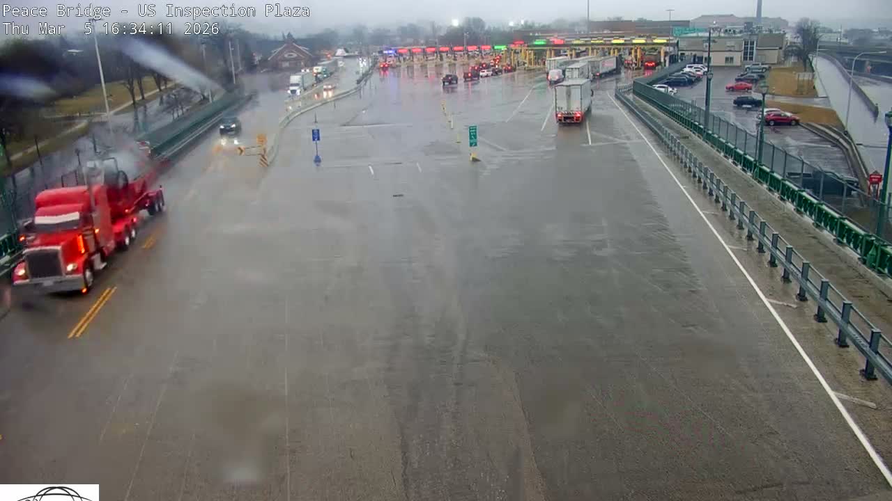 Buffalo, Peace Bridge USA Inspection Plaza & Lane Live Cam - Buffalo, Erie , Buffalo -Niagara Falls, New York, USA