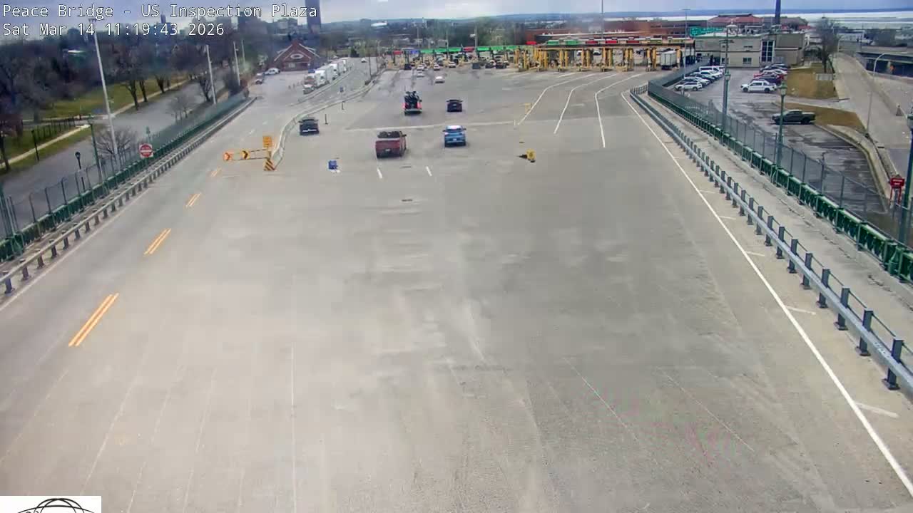 Buffalo, Peace Bridge USA Inspection Plaza & Lane Live Cam - Buffalo, Erie , Buffalo -Niagara Falls, New York, USA