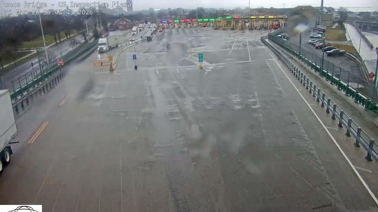 Buffalo, Peace Bridge USA Inspection Plaza & Lane Live Cam - Buffalo, Erie , Buffalo -Niagara Falls, New York, USA