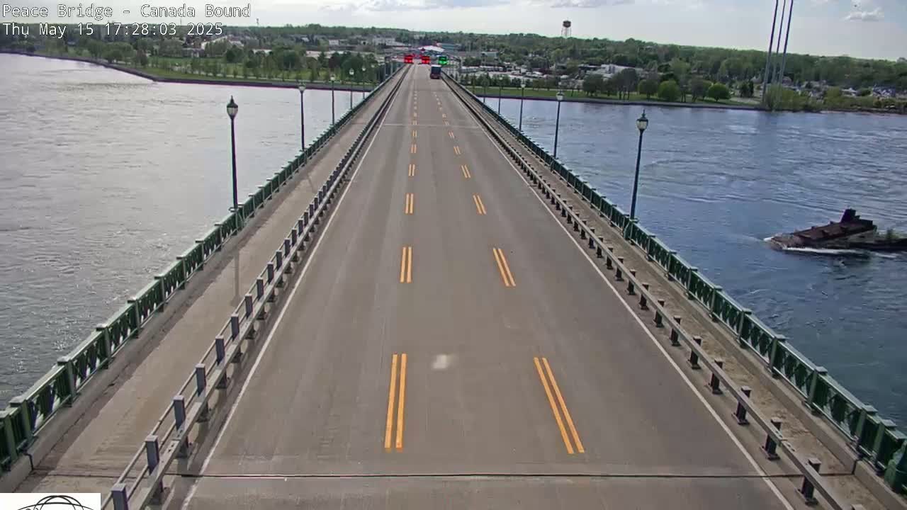 Buffalo, Peace Bridge Canada Bound View from USA Side Live Cam - Buffalo, Erie , Buffalo -Niagara Falls, New York, USA