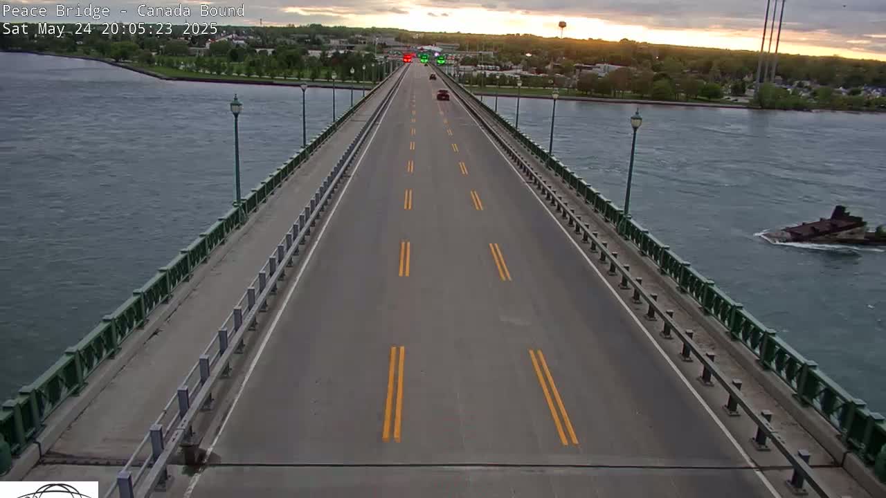 Buffalo, Peace Bridge Canada Bound View from USA Side Live Cam - Buffalo, Erie , Buffalo -Niagara Falls, New York, USA
