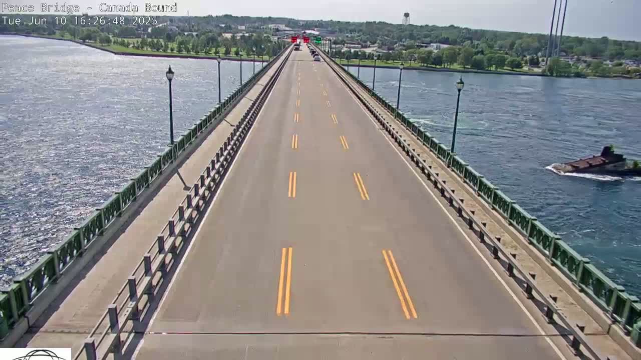 Buffalo, Peace Bridge Canada Bound View from USA Side Live Cam - Buffalo, Erie , Buffalo -Niagara Falls, New York, USA