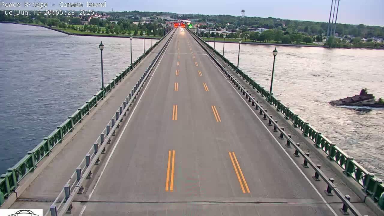 Buffalo, Peace Bridge Canada Bound View from USA Side Live Cam - Buffalo, Erie , Buffalo -Niagara Falls, New York, USA