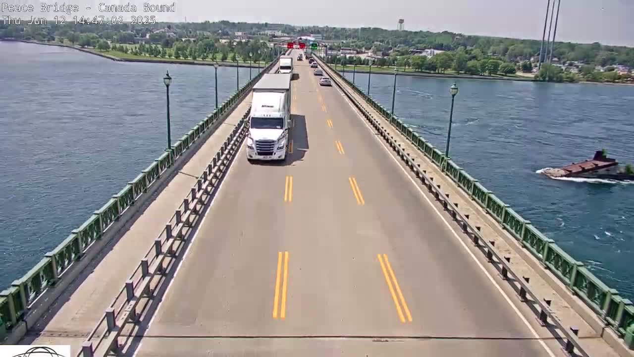 Buffalo, Peace Bridge Canada Bound View from USA Side Live Cam - Buffalo, Erie , Buffalo -Niagara Falls, New York, USA
