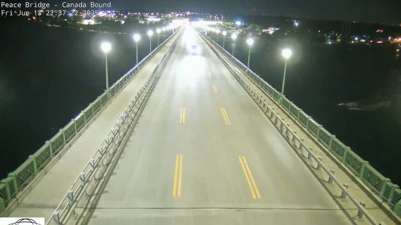 Buffalo, Peace Bridge Canada Bound View from USA Side Live Cam - Buffalo, Erie , Buffalo -Niagara Falls, New York, USA