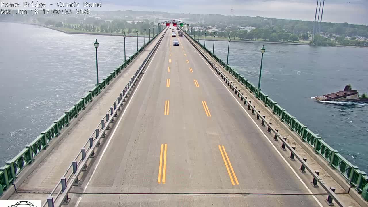 Buffalo, Peace Bridge Canada Bound View from USA Side Live Cam - Buffalo, Erie , Buffalo -Niagara Falls, New York, USA