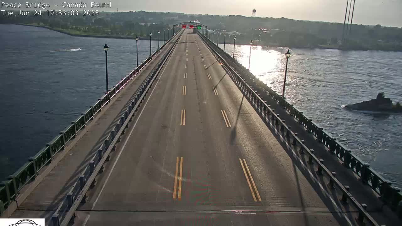 Buffalo, Peace Bridge Canada Bound View from USA Side Live Cam - Buffalo, Erie , Buffalo -Niagara Falls, New York, USA