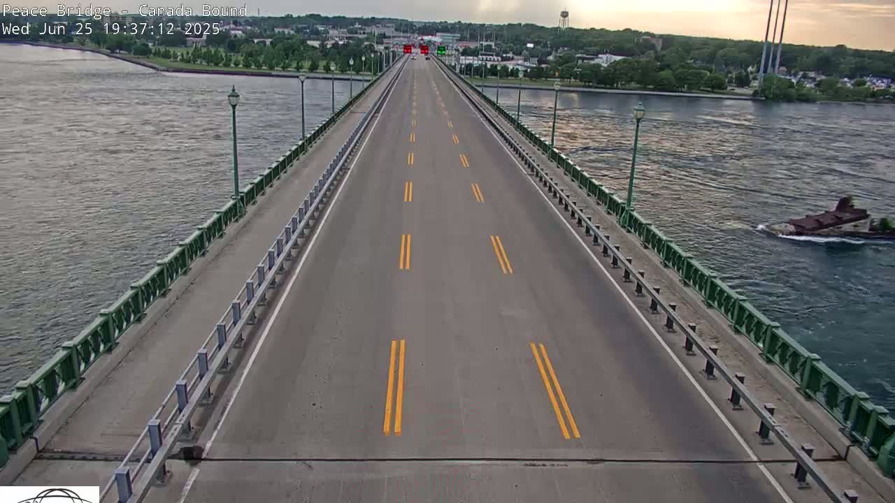 Buffalo, Peace Bridge Canada Bound View from USA Side Live Cam - Buffalo, Erie , Buffalo -Niagara Falls, New York, USA