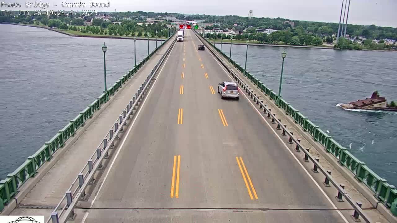 Buffalo, Peace Bridge Canada Bound View from USA Side Live Cam - Buffalo, Erie , Buffalo -Niagara Falls, New York, USA